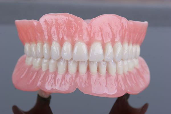 Picture of Cosmetic Denture